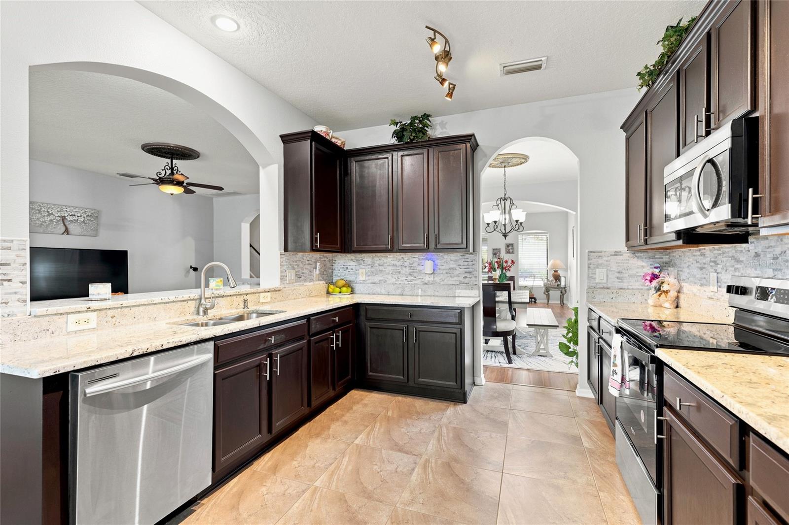 29719 CEDAR WAXWING DR — photo 6