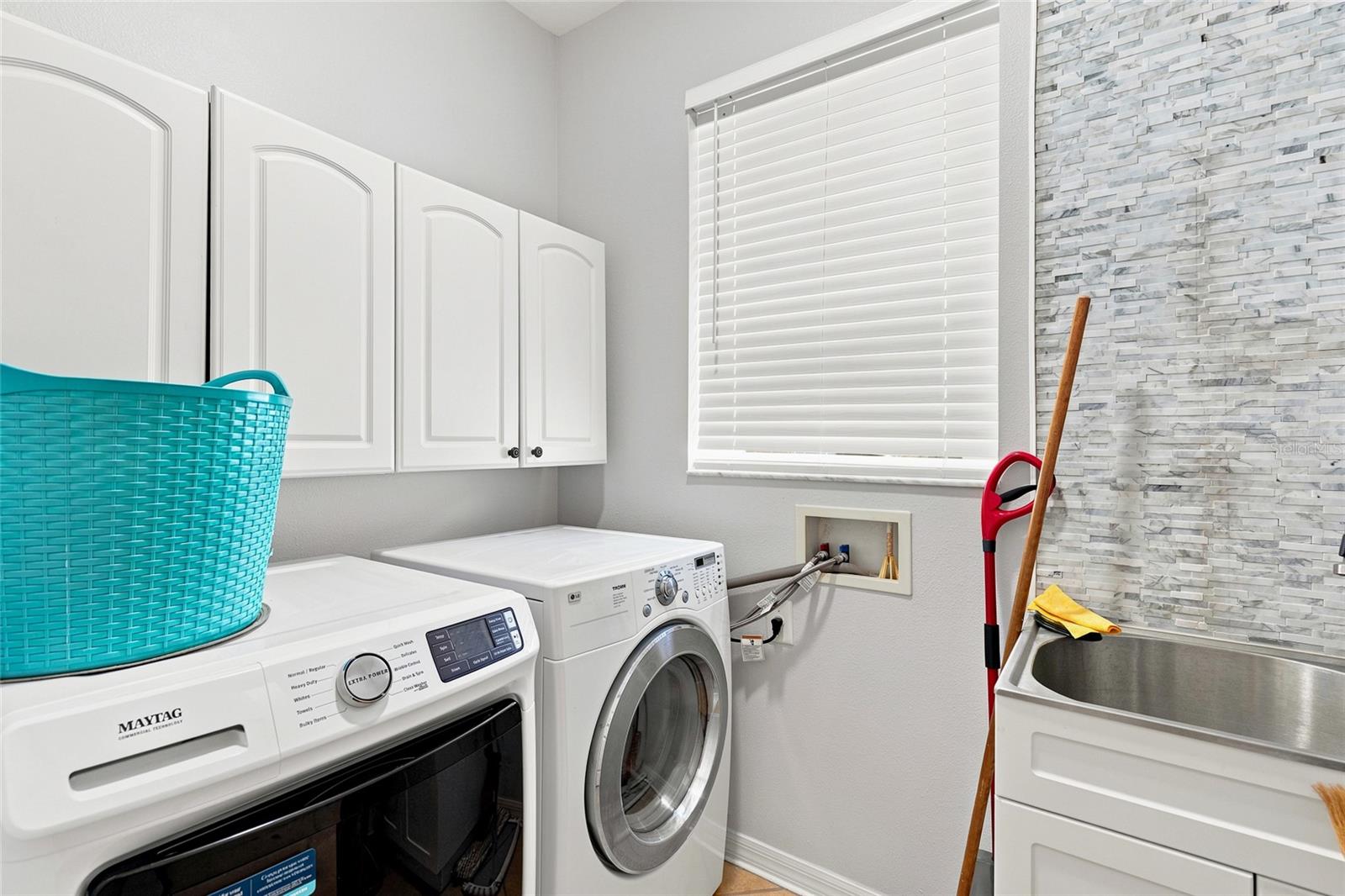 29719 CEDAR WAXWING DR — photo 32