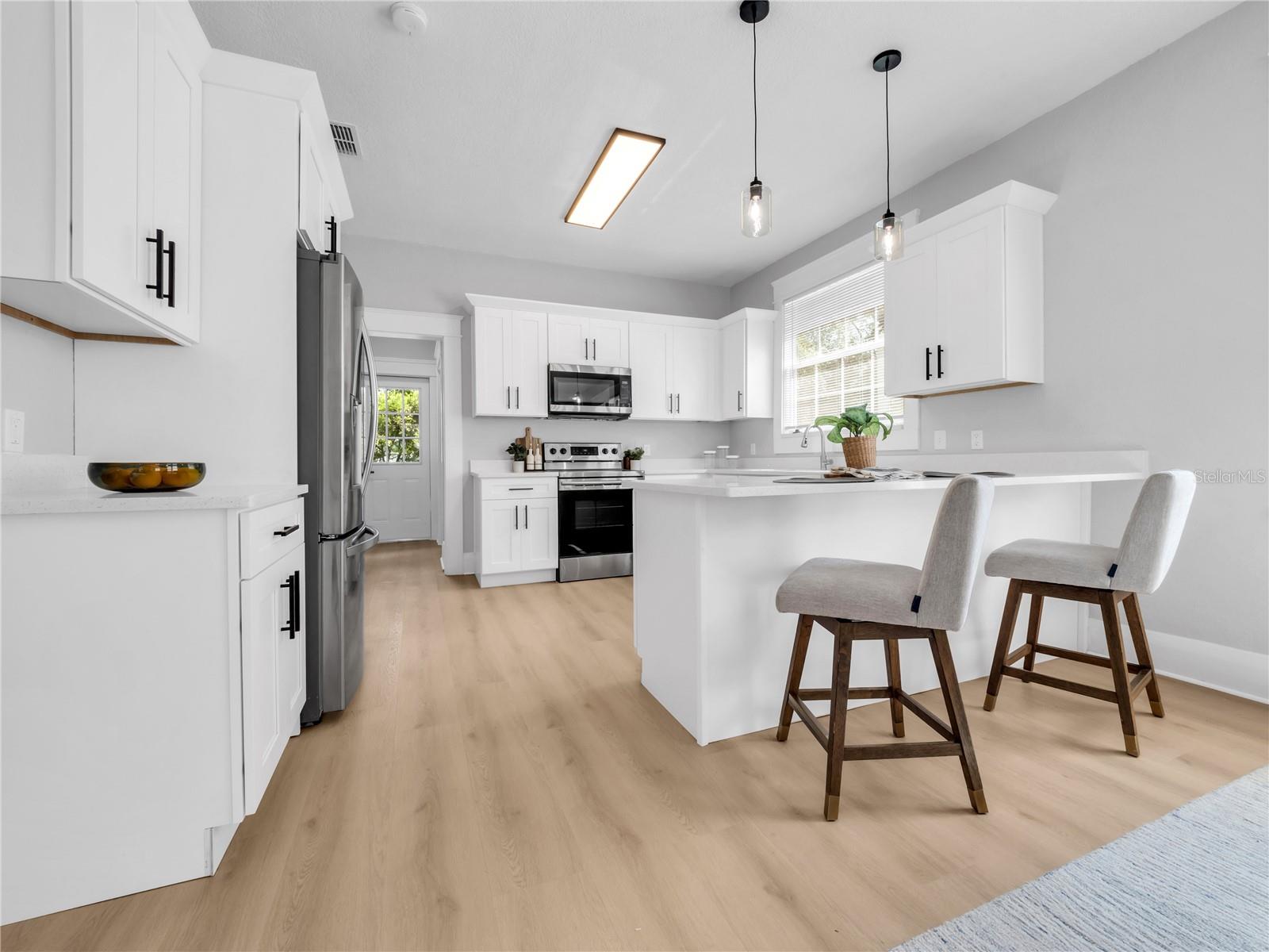1215 E 26TH AVE — photo 9