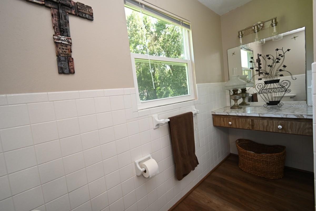 35833 LAKESHORE DR — photo 25