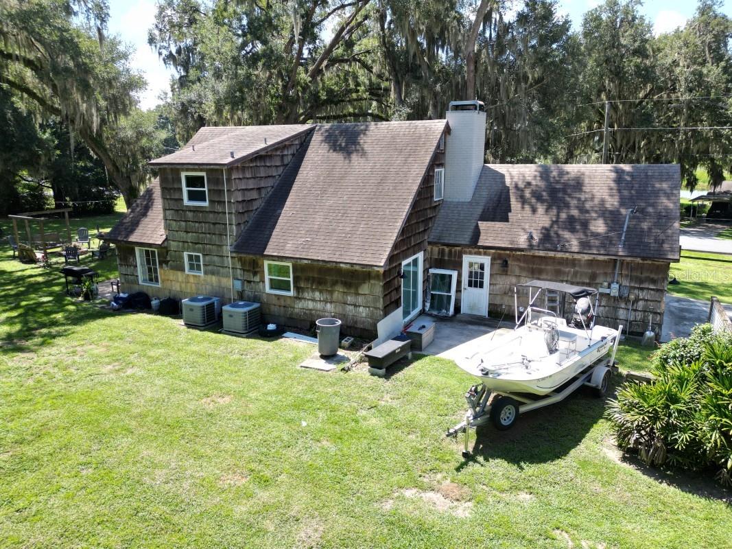 35833 LAKESHORE DR — photo 30