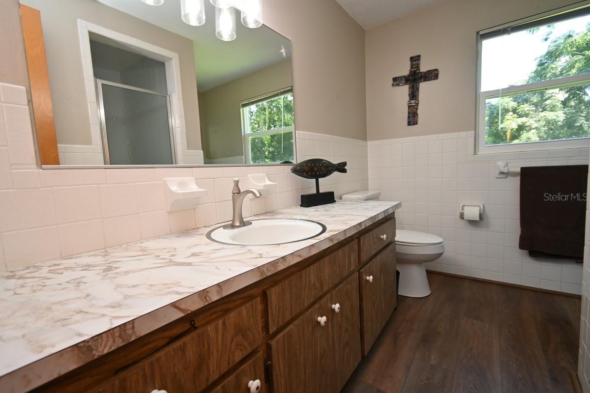 35833 LAKESHORE DR — photo 24