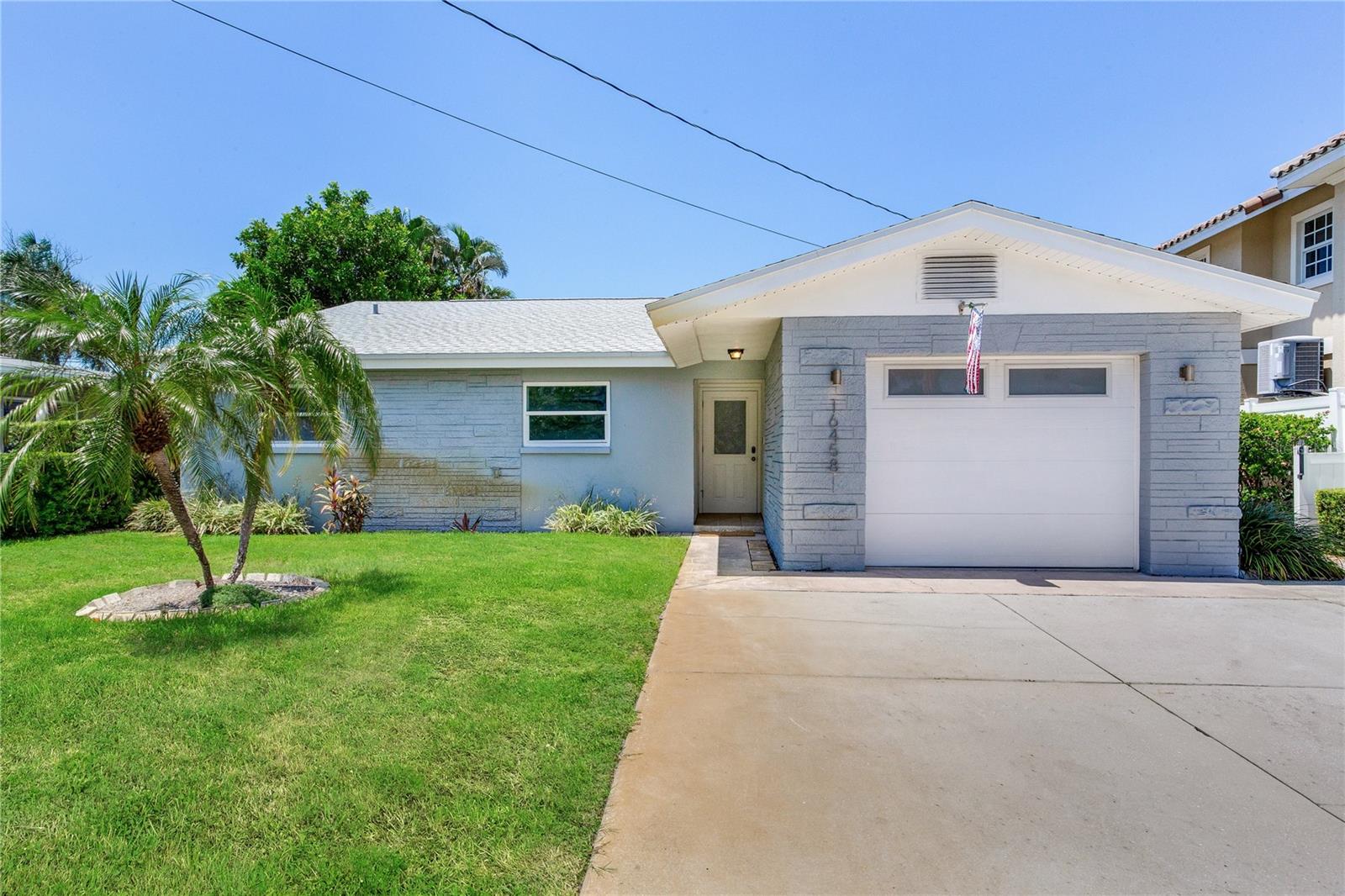 16458 REDINGTON DR — photo 2