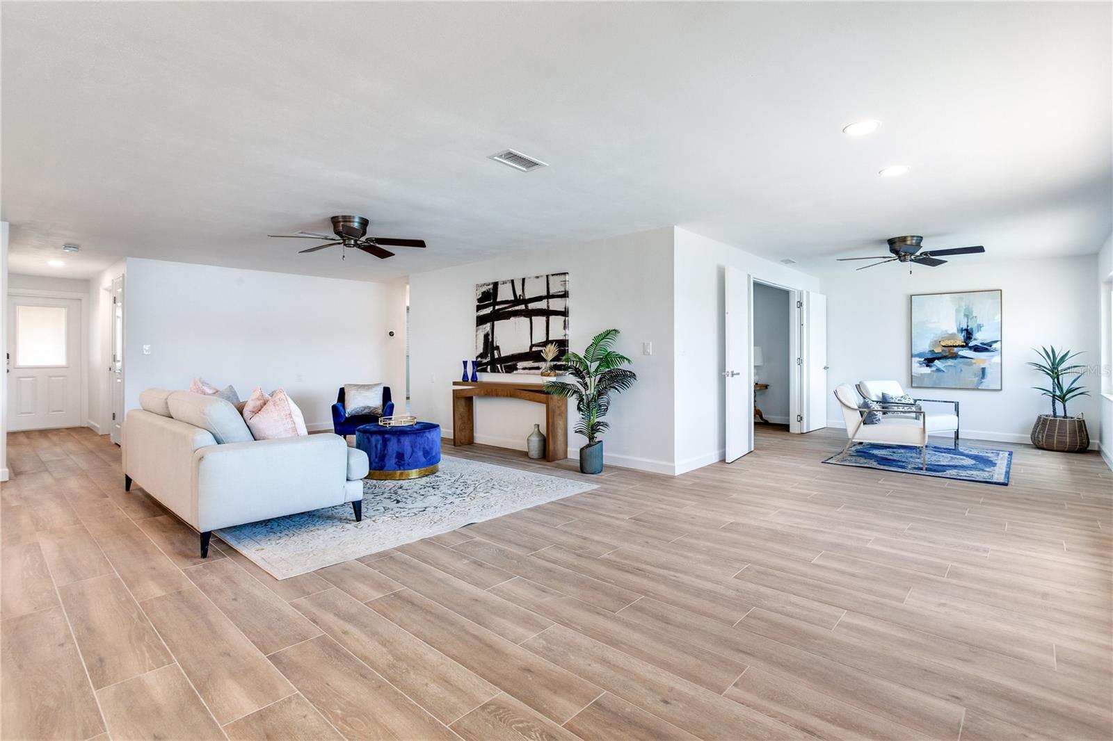 16458 REDINGTON DR — photo 27