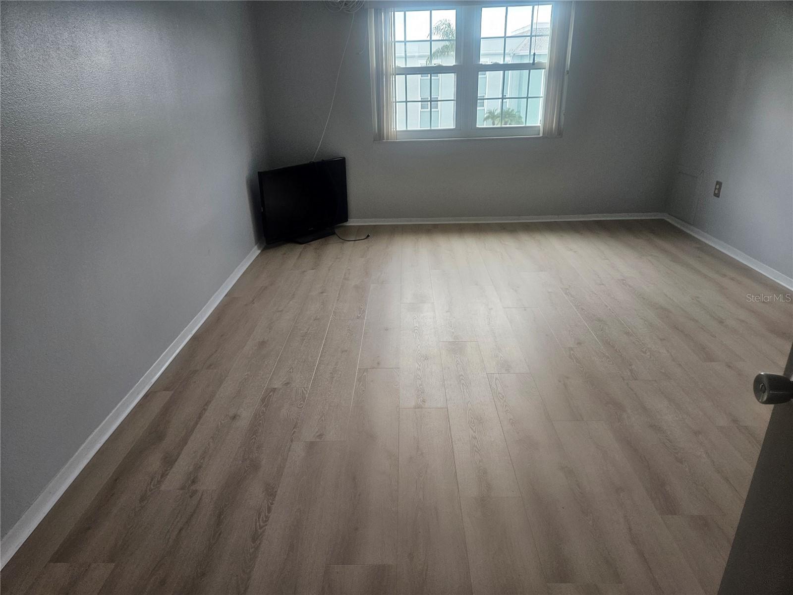 1706 BELLEAIR FOREST DR #310 — photo 8