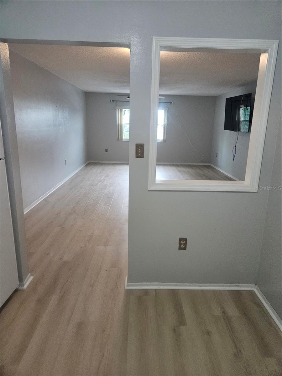 1706 BELLEAIR FOREST DR #310 — photo 4