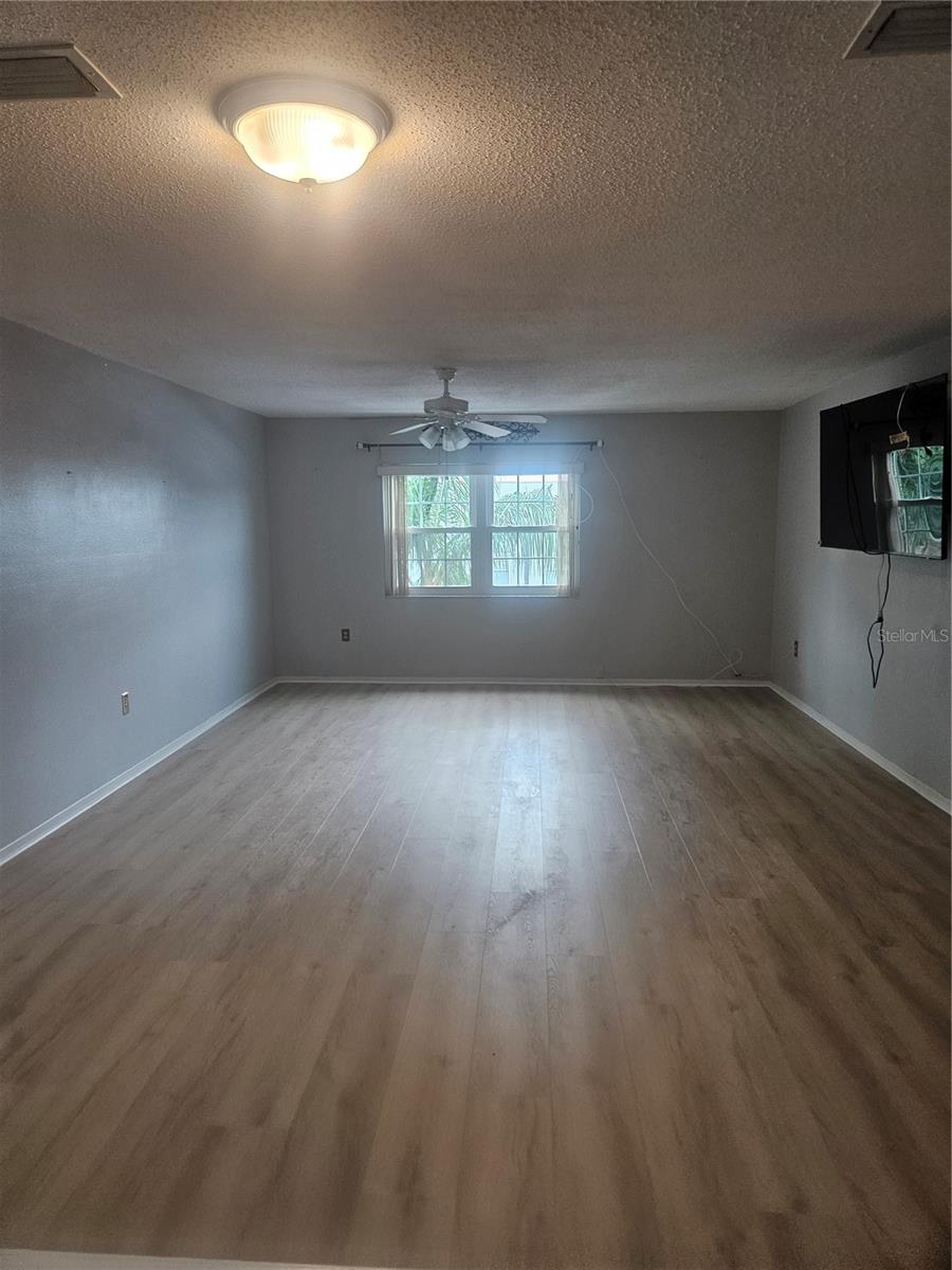 1706 BELLEAIR FOREST DR #310 — photo 5