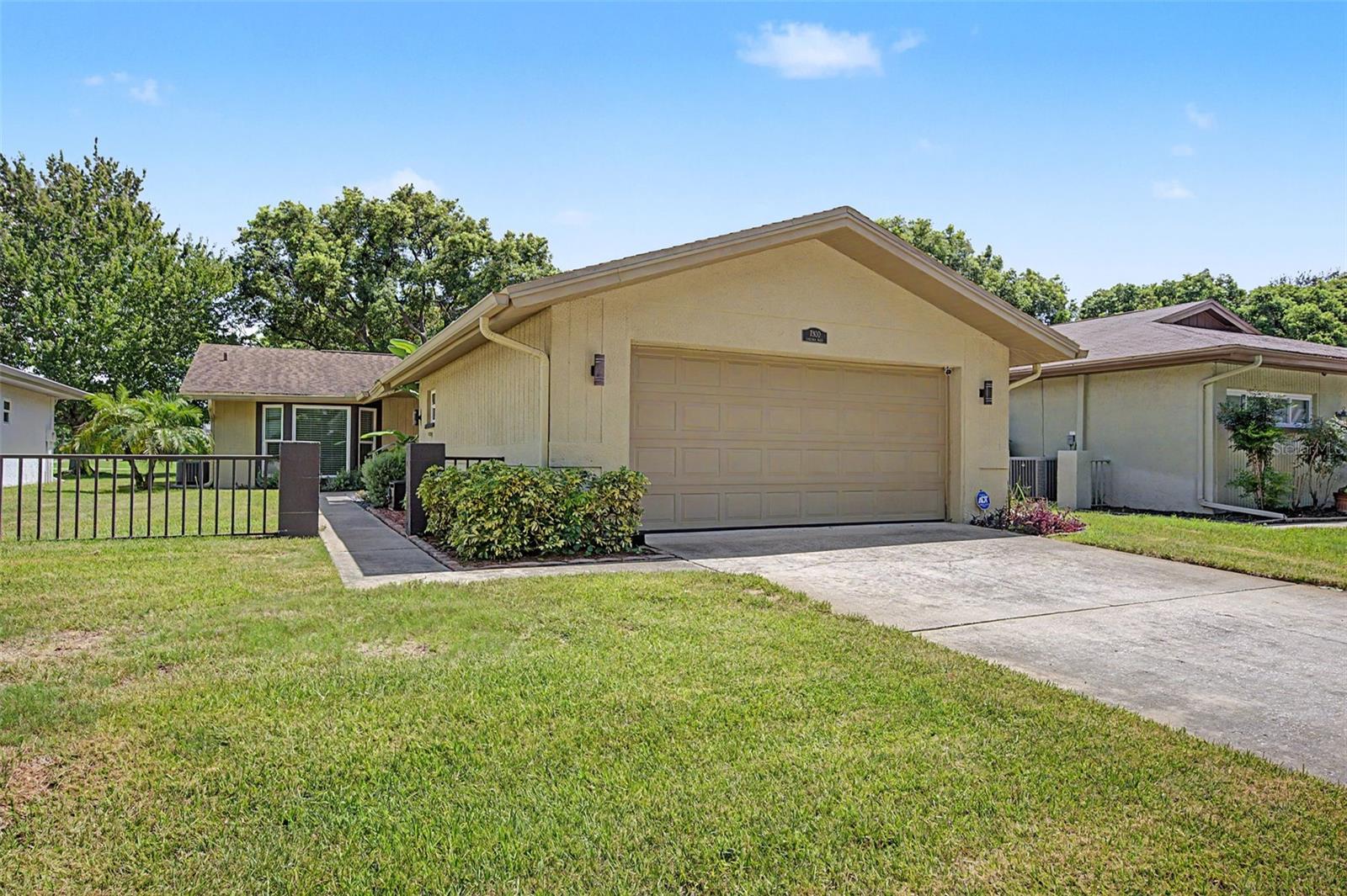 7800 FAIRLAWN DR — photo 5