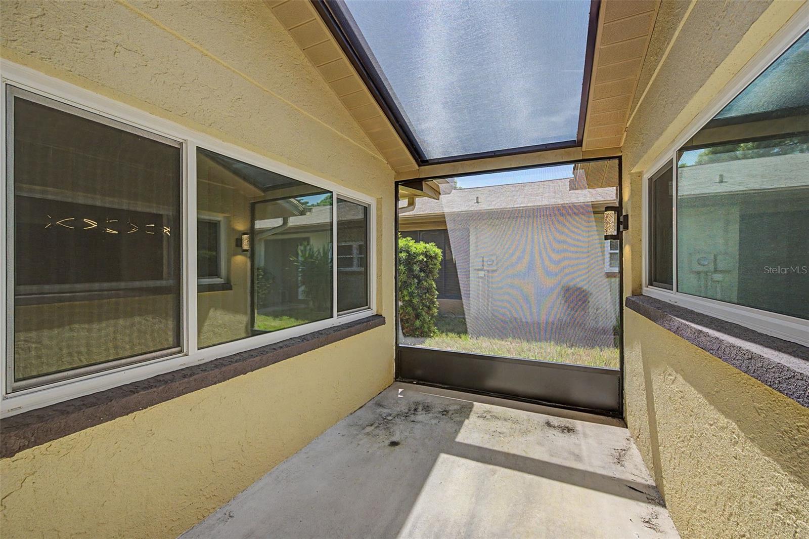 7800 FAIRLAWN DR — photo 23