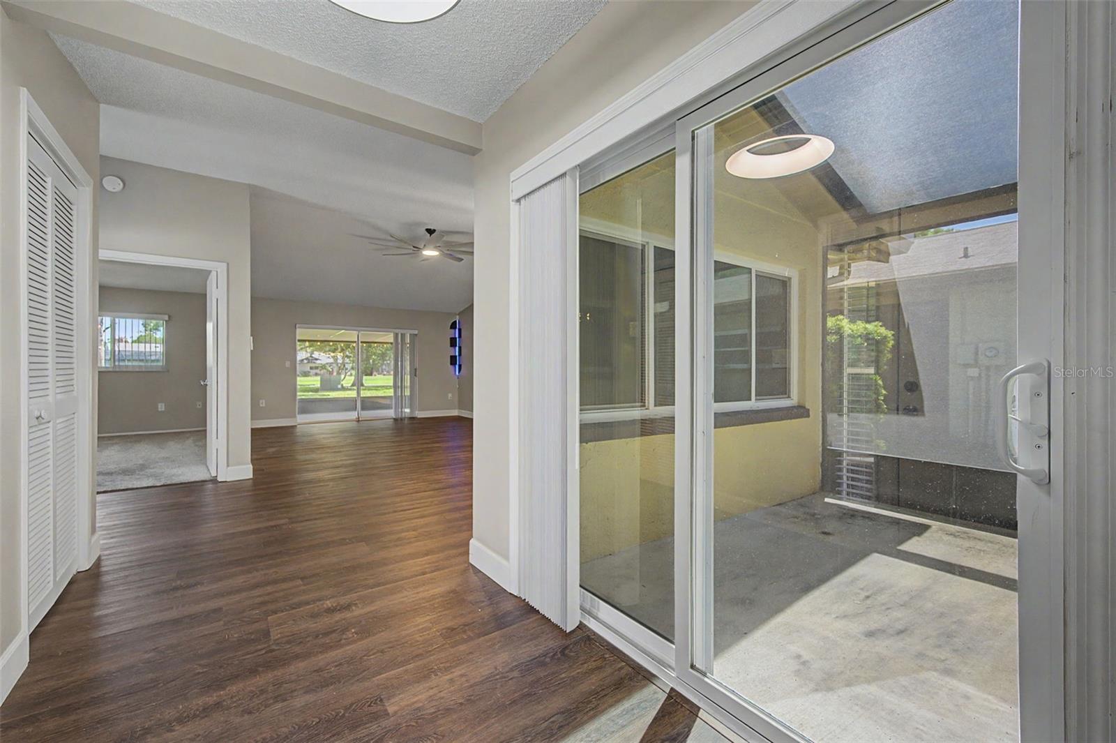 7800 FAIRLAWN DR — photo 9