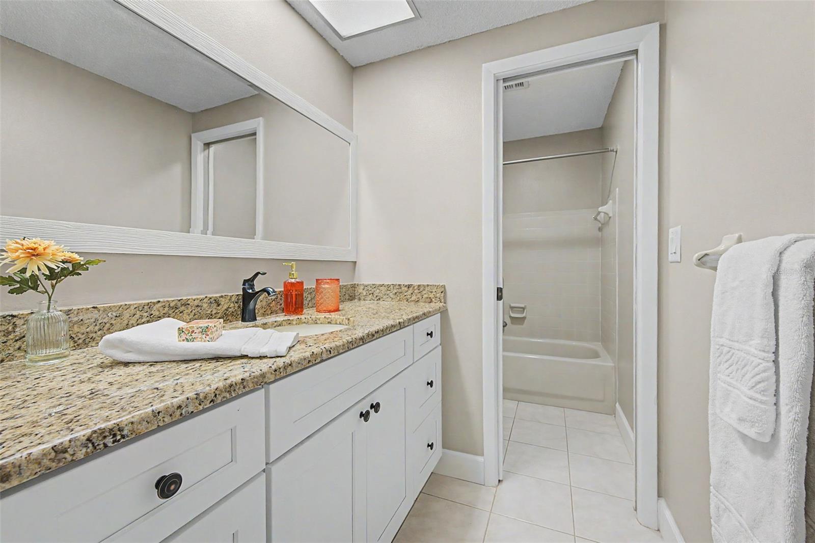 7800 FAIRLAWN DR — photo 28