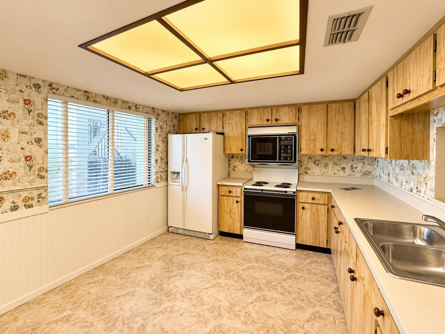 2531 ROYAL PINES CIR #23E — photo 11