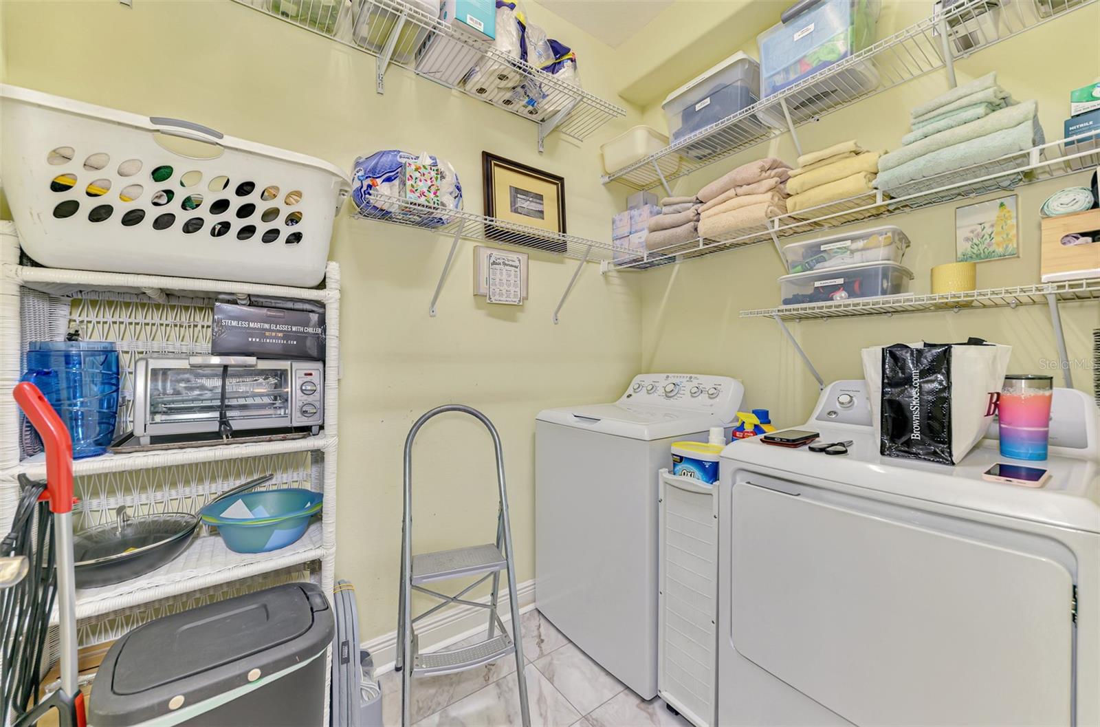 107 WAYFOREST DR — photo 49