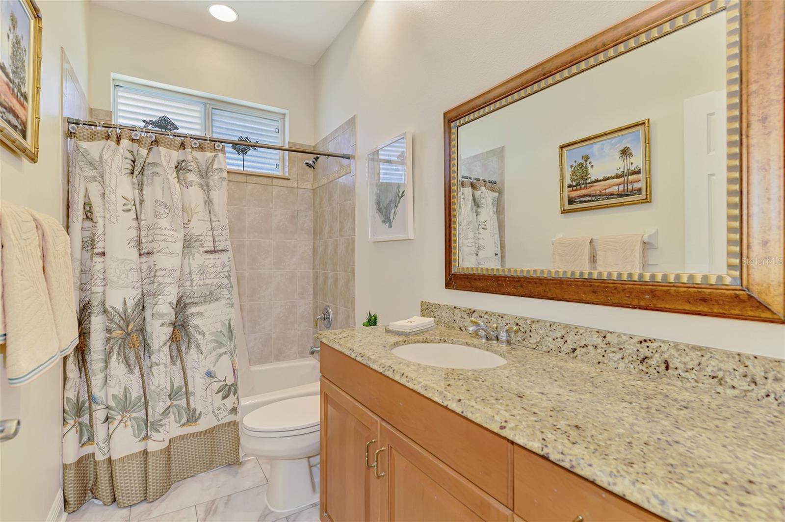 107 WAYFOREST DR — photo 46
