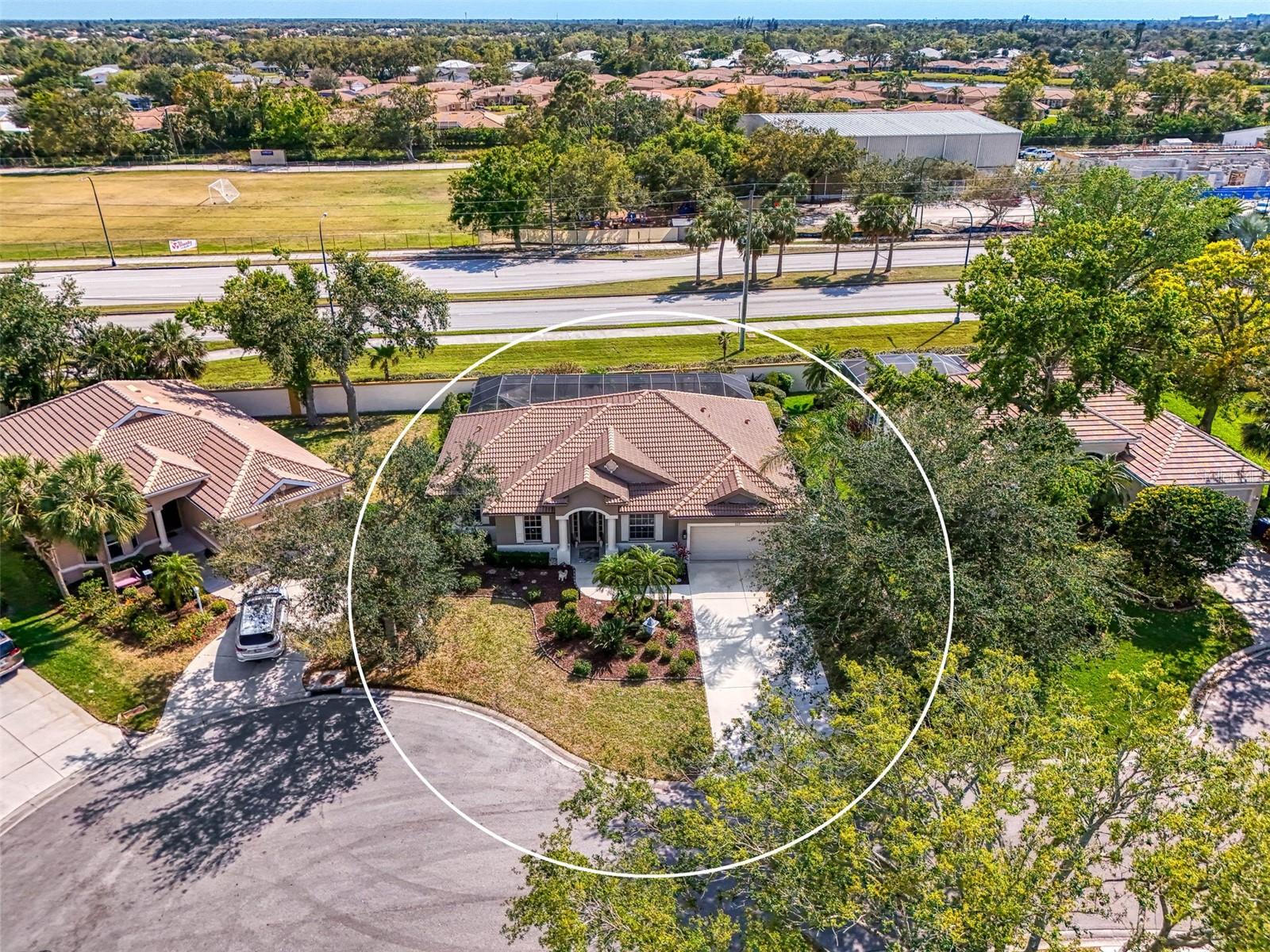 107 WAYFOREST DR — photo 4