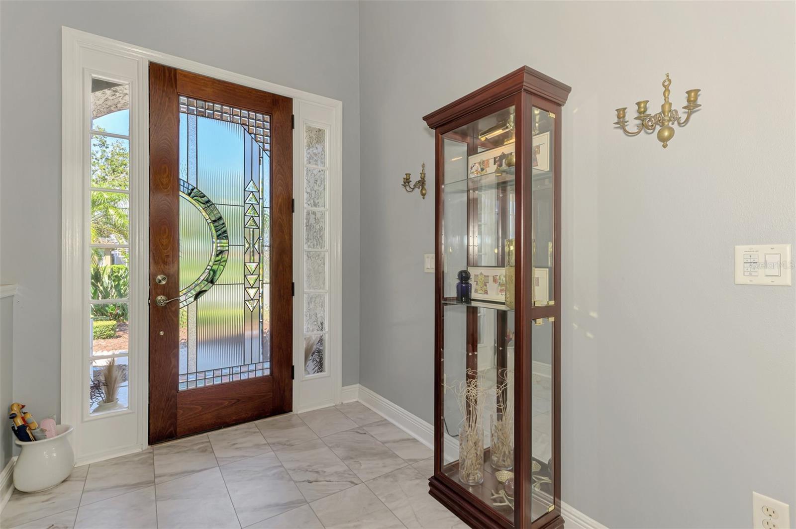 107 WAYFOREST DR — photo 12