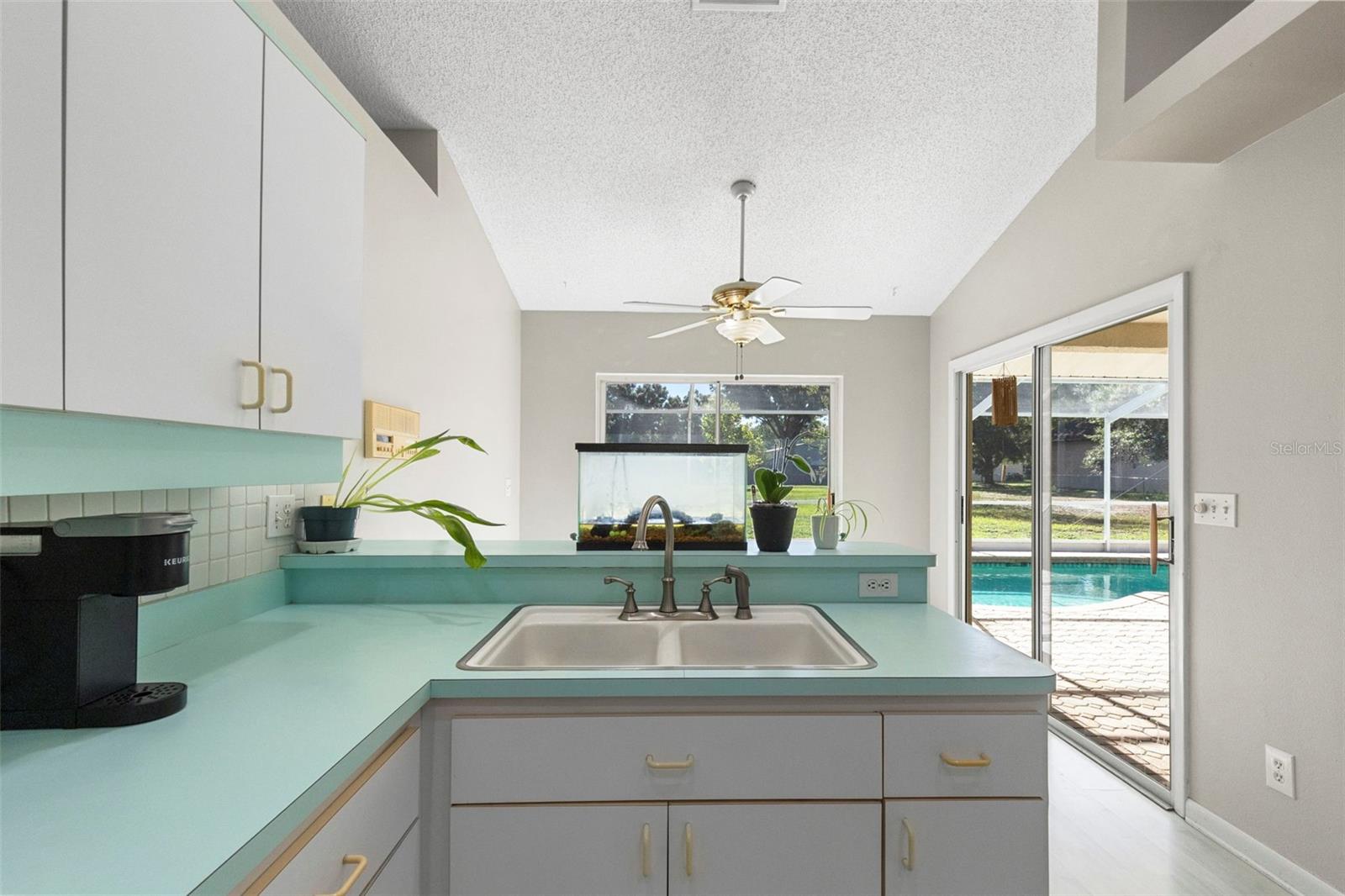 17269 RAINTREE RD — photo 26