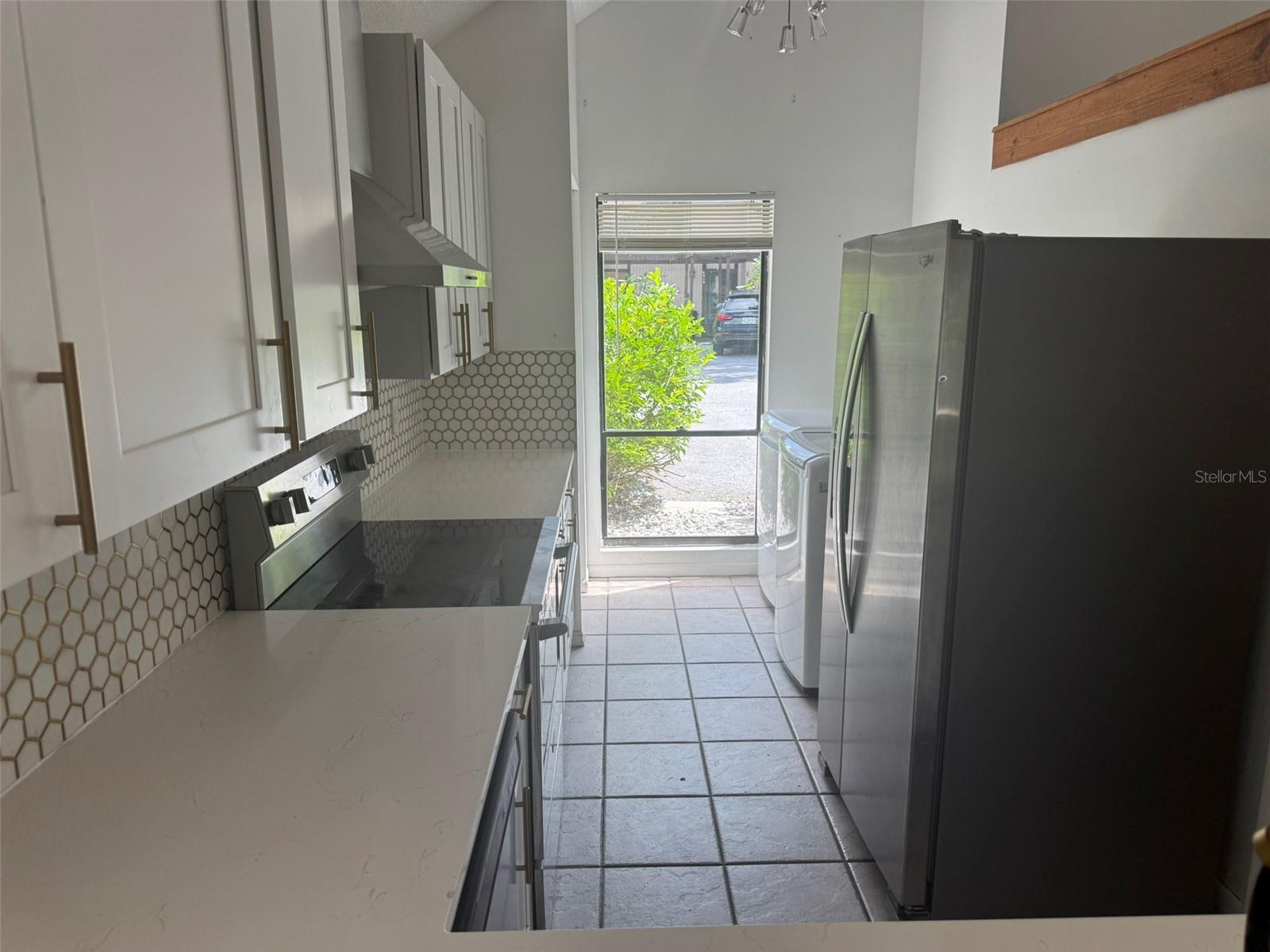 4009 MURIEL PL — photo 17