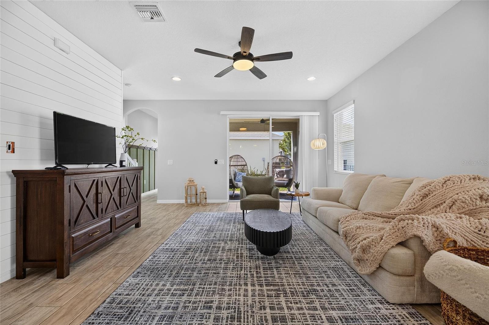 7113 BOWSPIRIT PL — photo 25