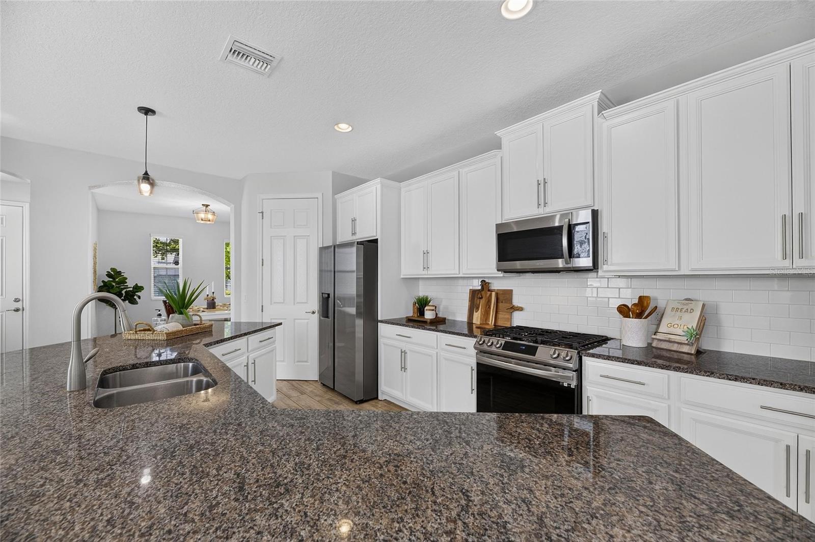 7113 BOWSPIRIT PL — photo 23