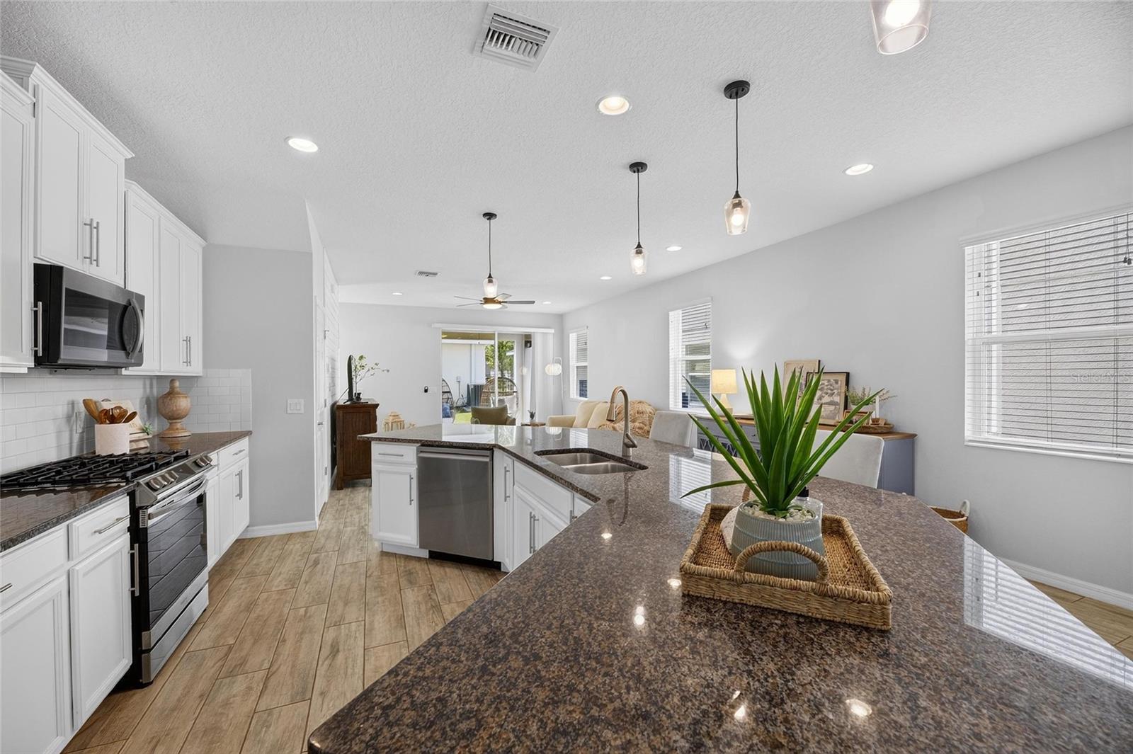 7113 BOWSPIRIT PL — photo 21