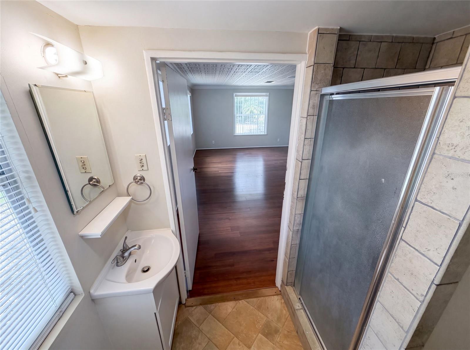345 ACROPOLIS DR — photo 17
