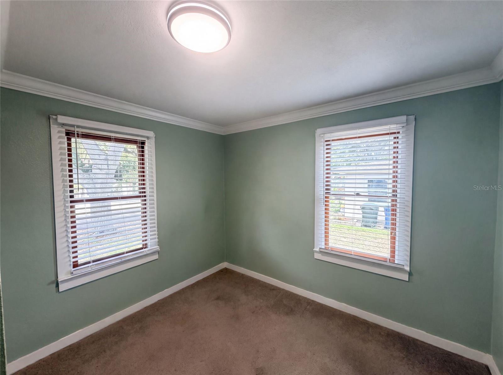 345 ACROPOLIS DR — photo 12