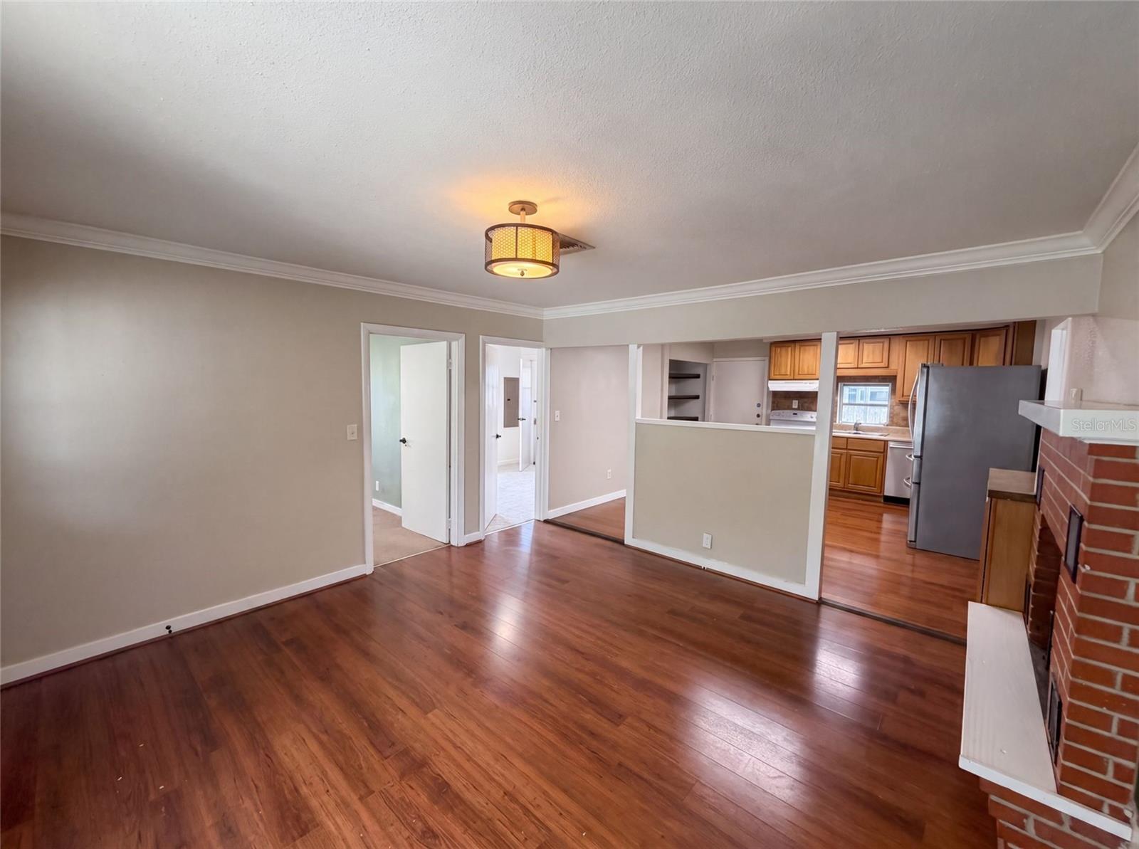 345 ACROPOLIS DR — photo 11