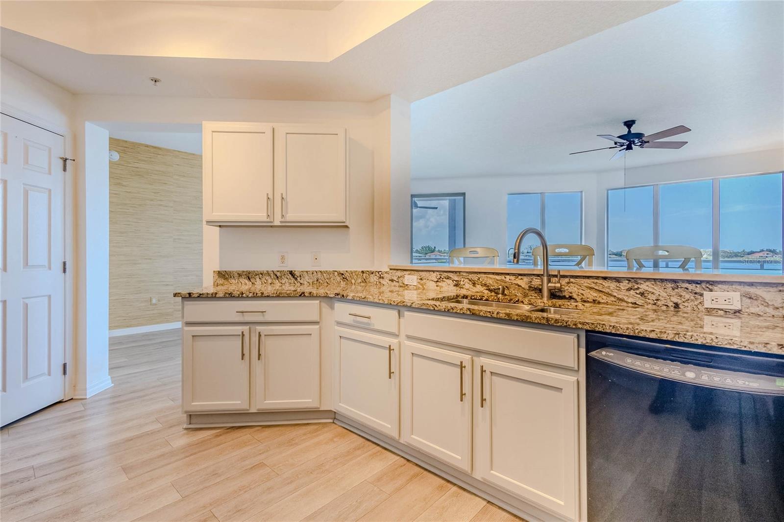 516 TAMIAMI TRL S #306 — photo 10