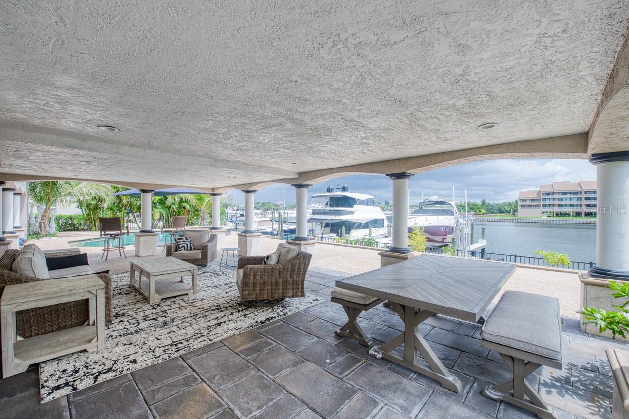 6113 PASADENA POINT BLVD — photo 74