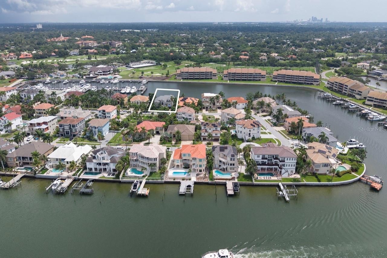 6113 PASADENA POINT BLVD — photo 92