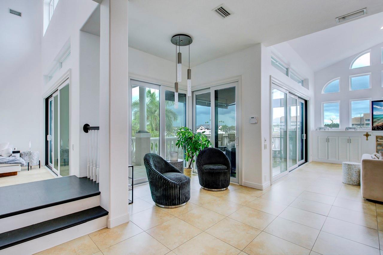 6113 PASADENA POINT BLVD — photo 38
