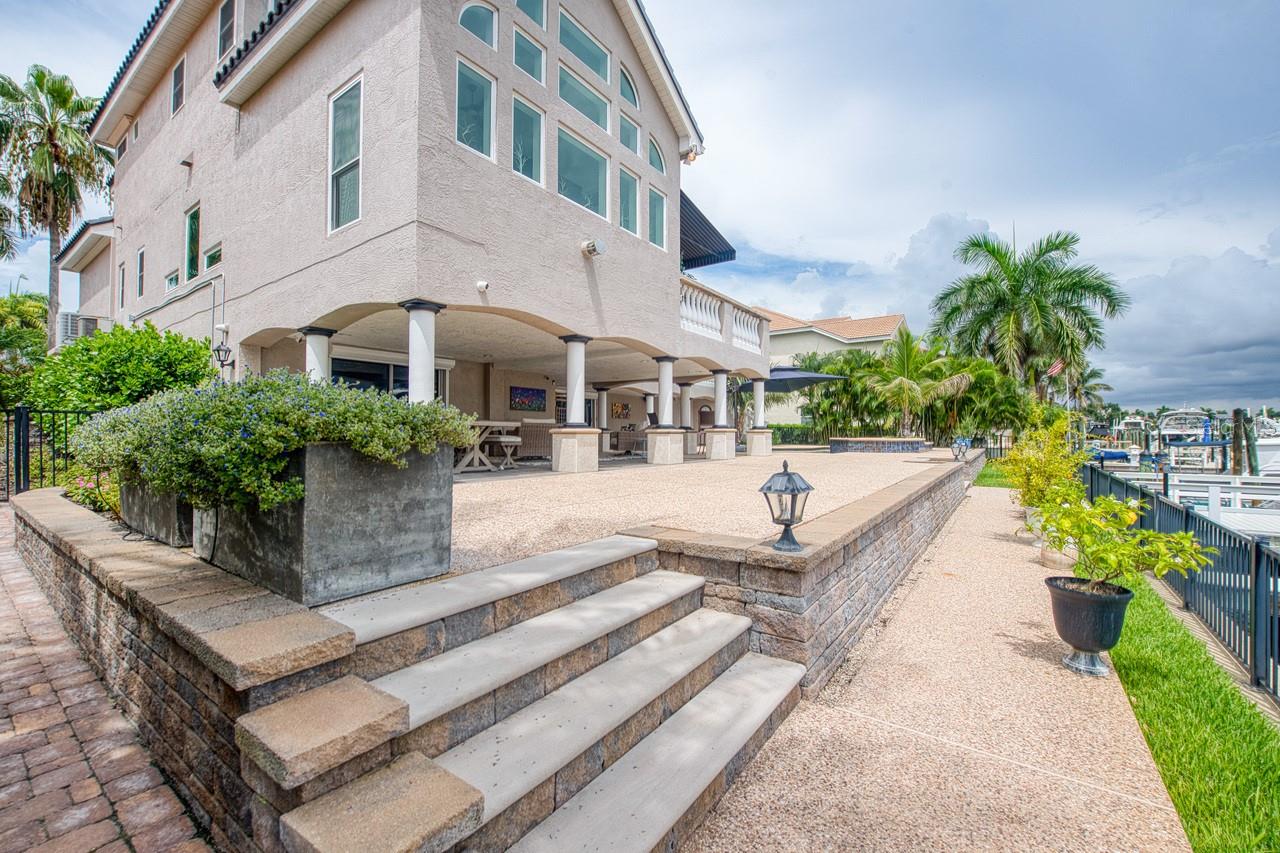 6113 PASADENA POINT BLVD — photo 76