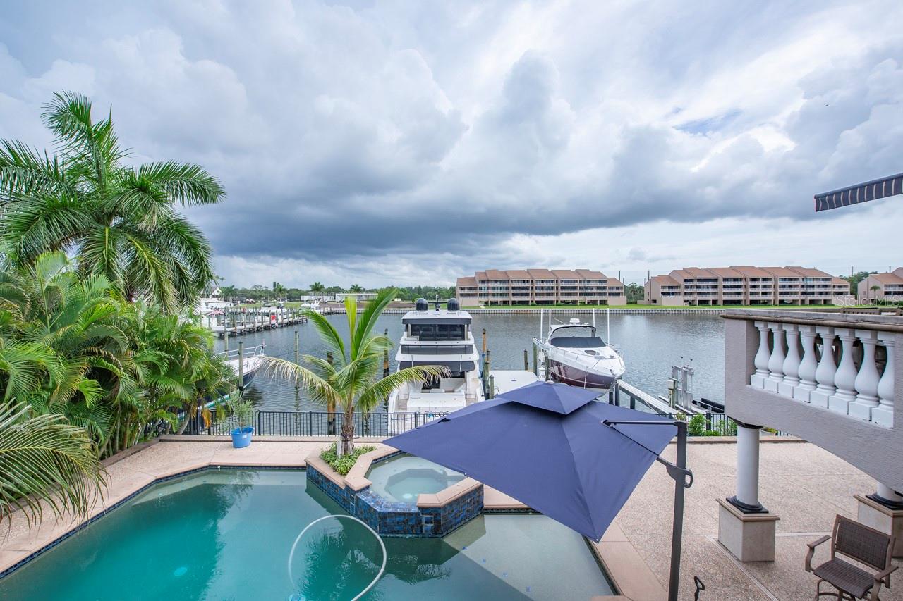 6113 PASADENA POINT BLVD — photo 24