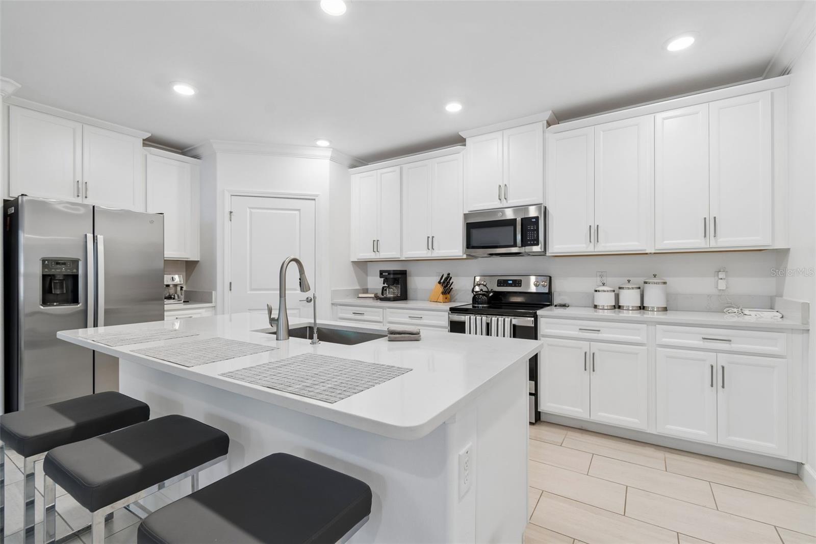 16842 FORGE SURF ST — photo 5