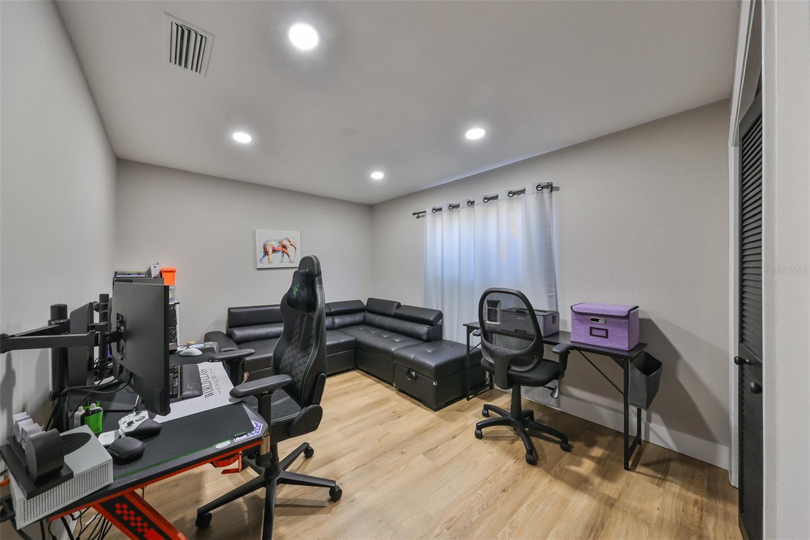 9309 HAMPSHIRE PARK DR — photo 30