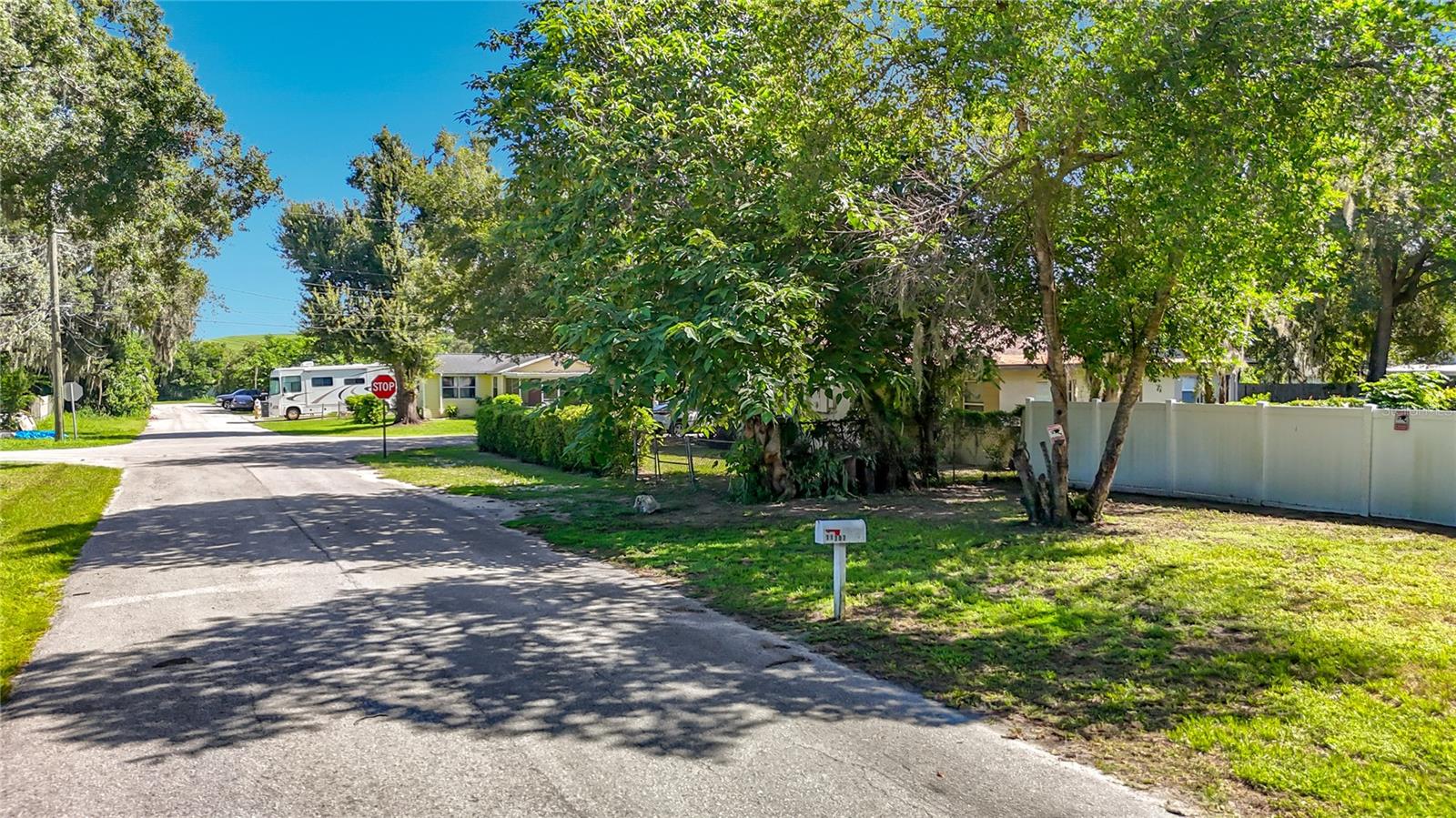 11707 CARVER ST — photo 2