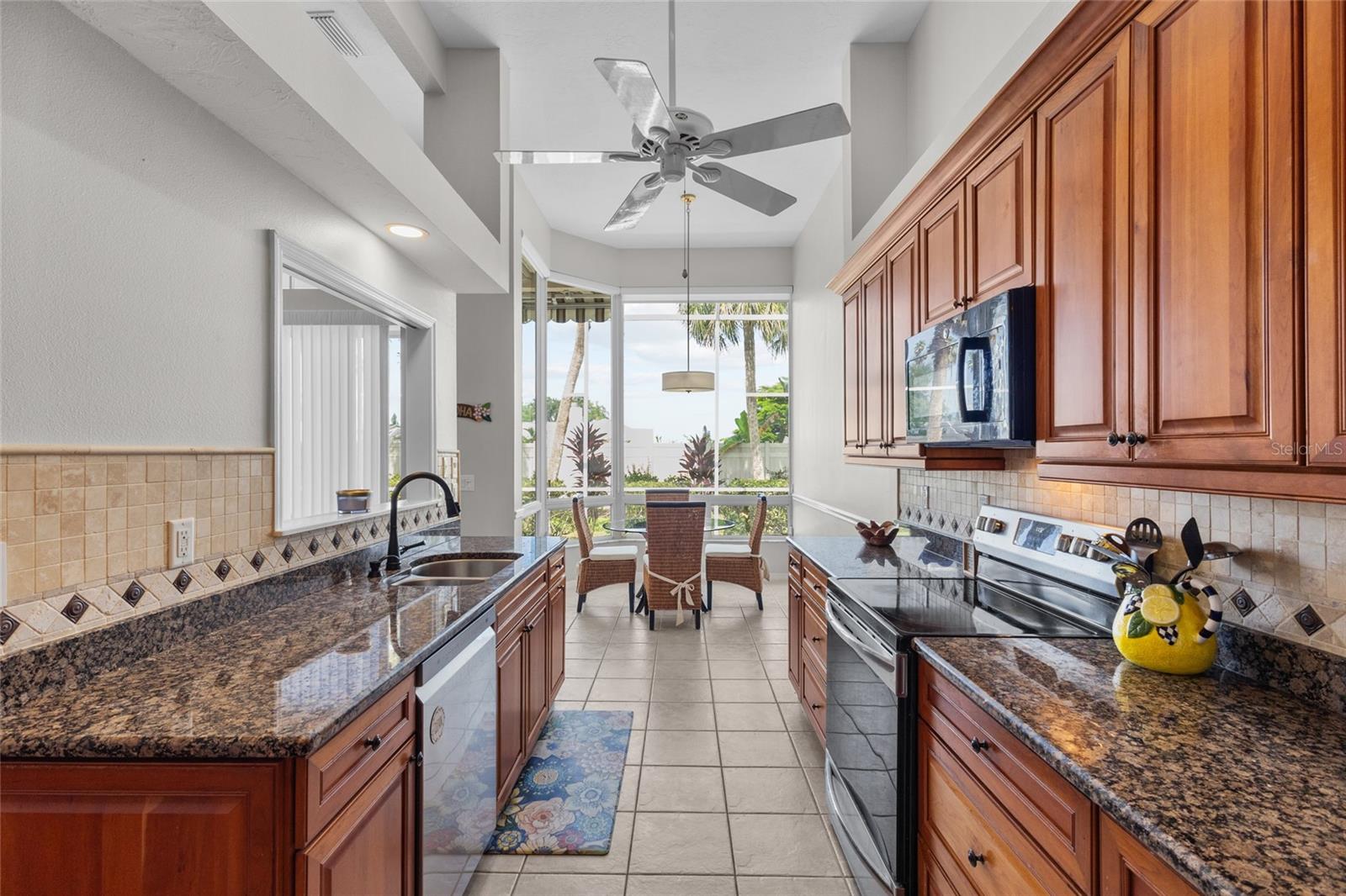 6774 PASEO CASTILLE — photo 15