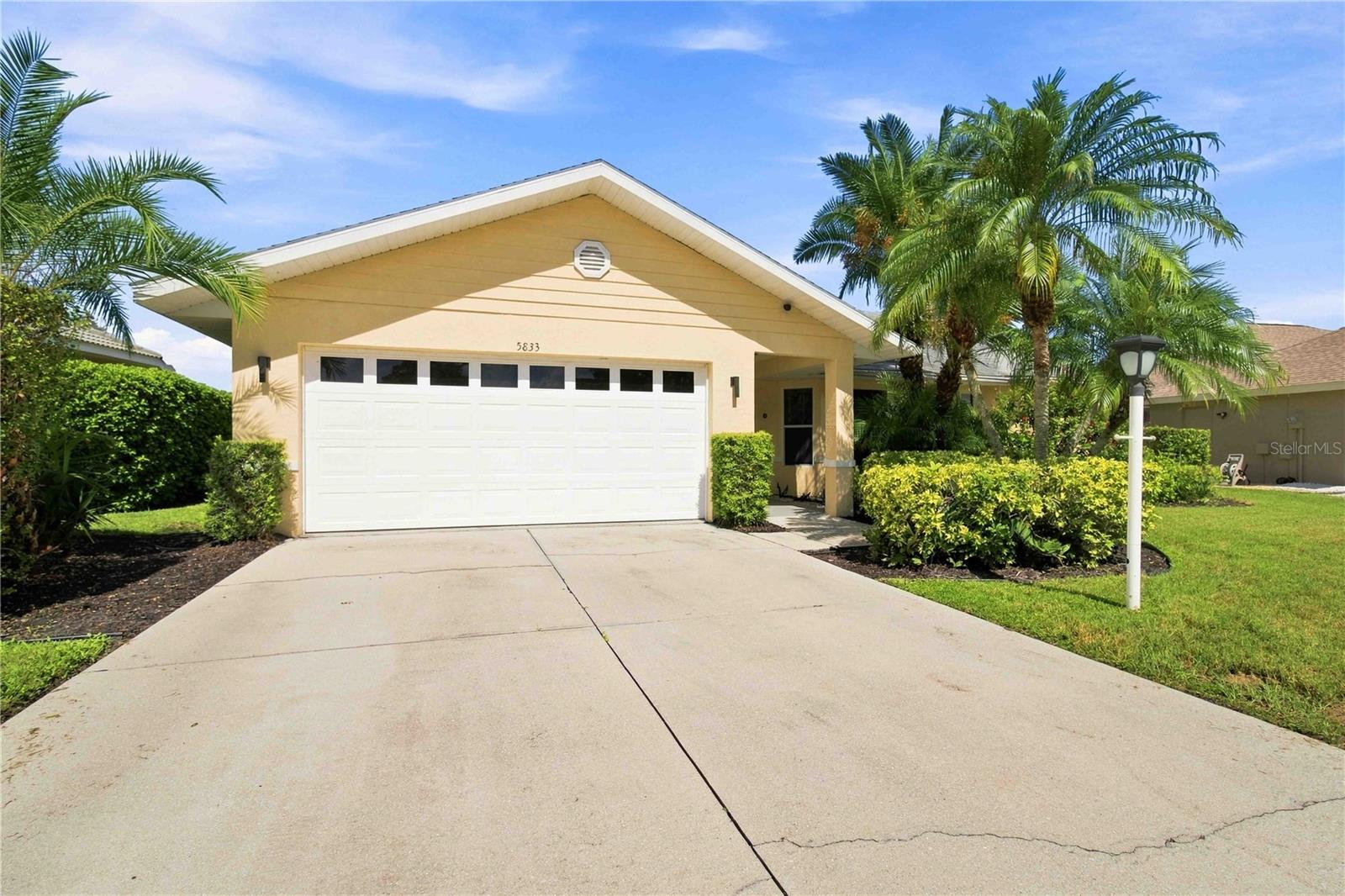 5833 CARRIAGE DR — photo 3