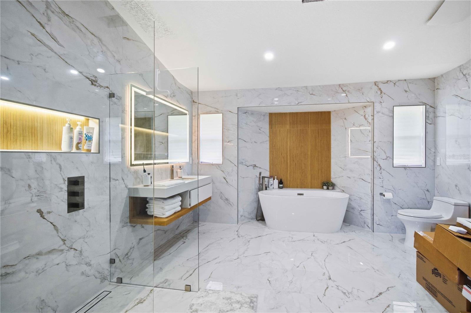 5833 CARRIAGE DR — photo 22