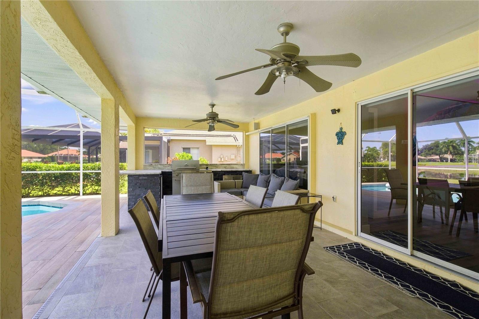 5833 CARRIAGE DR — photo 25