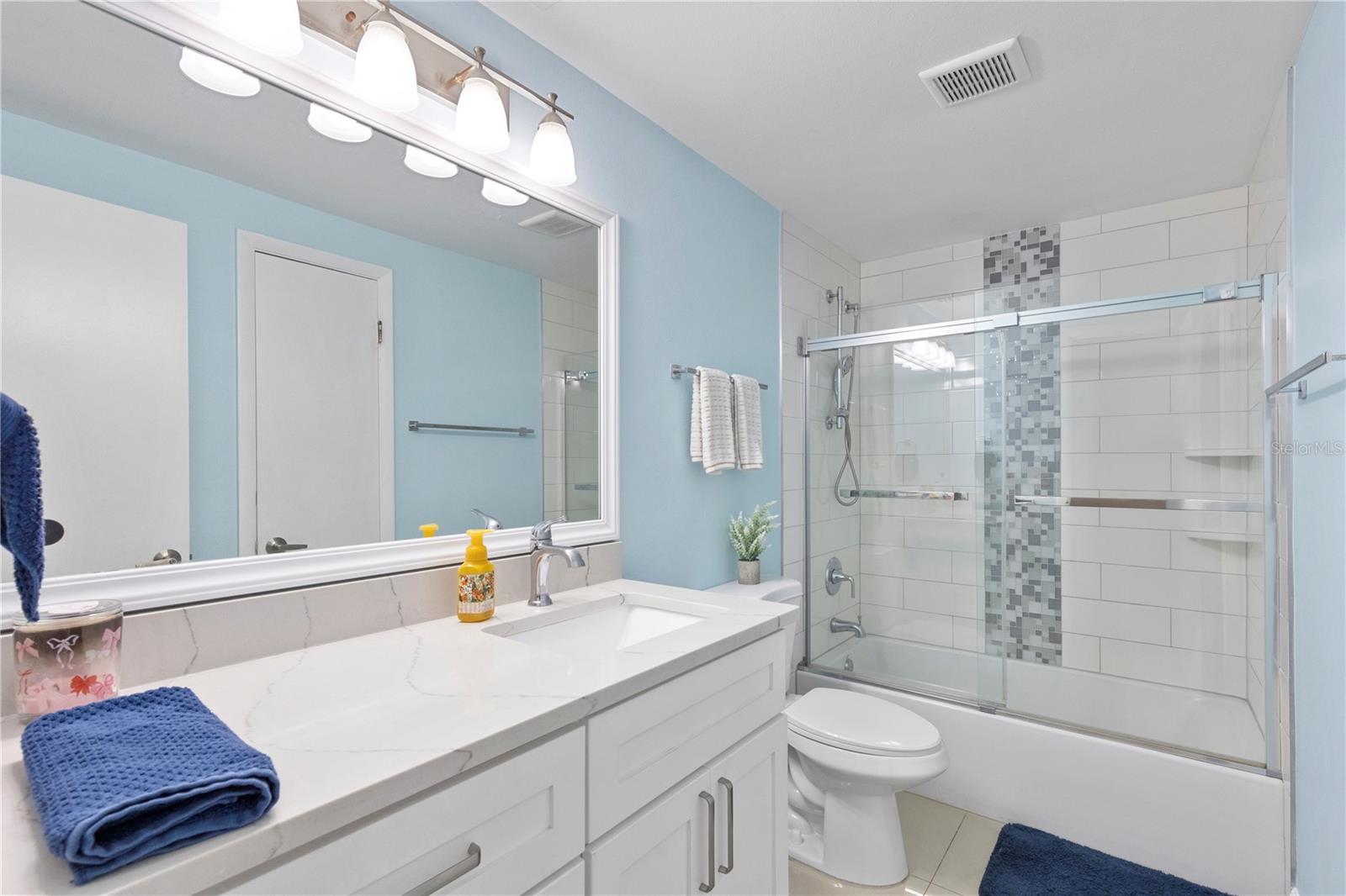 10112 ENCHANTED OAKS CT — photo 6