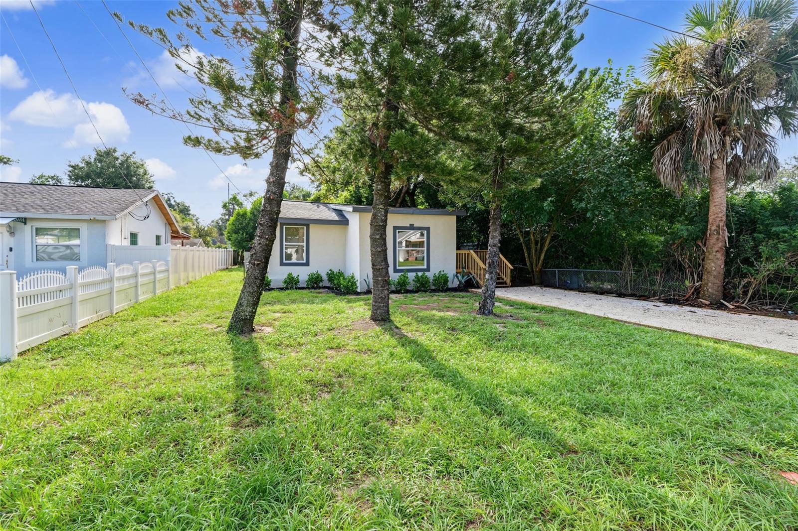 8713 N EDISON AVE — photo 42