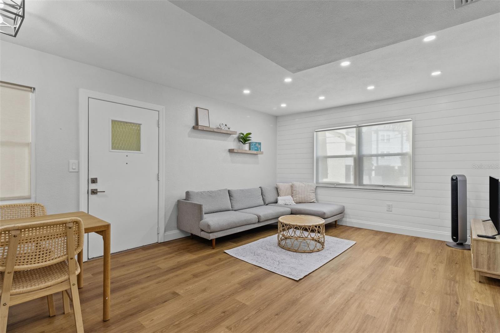 9895 1ST ST E #5 — photo 4