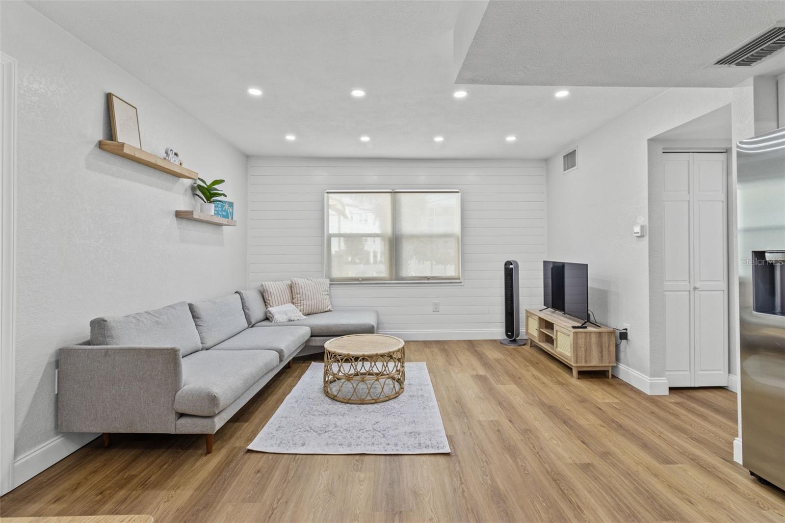 9895 1ST ST E #5 — photo 5