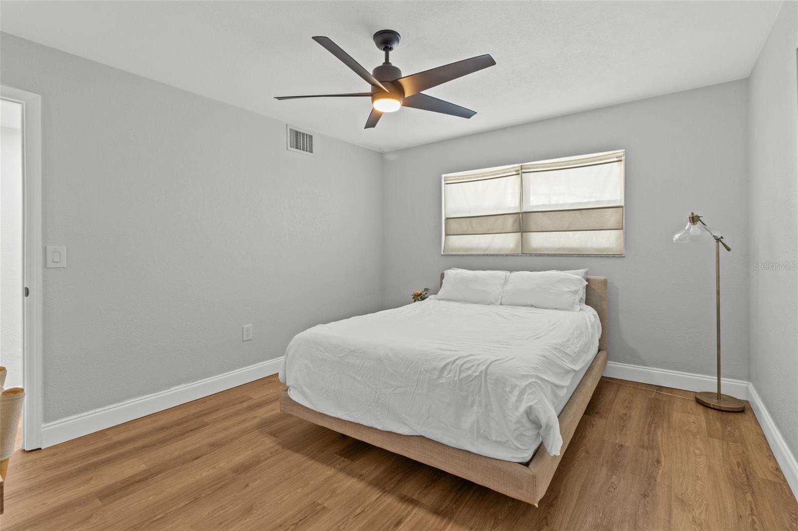 9895 1ST ST E #5 — photo 16