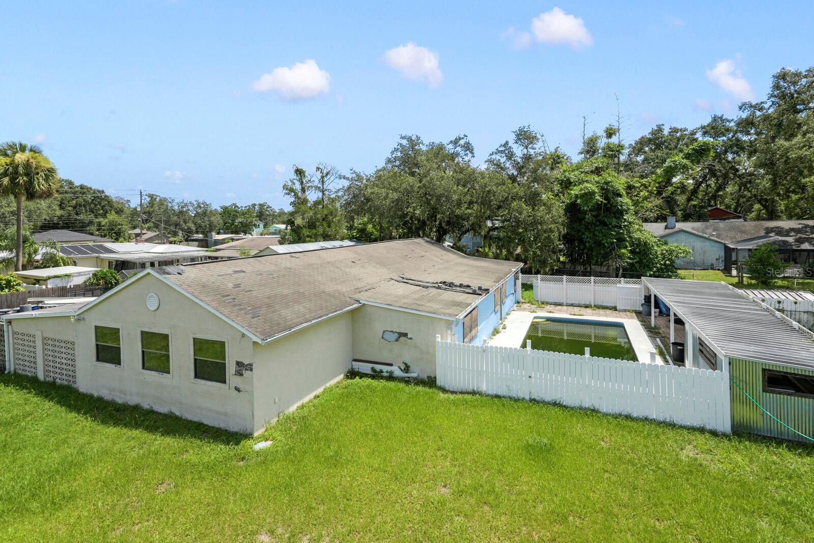 11735 MARJORY AVE — photo 38