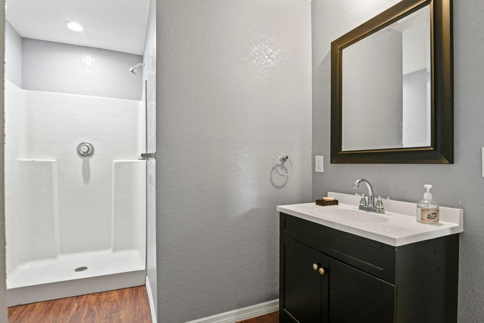 11735 MARJORY AVE — photo 3