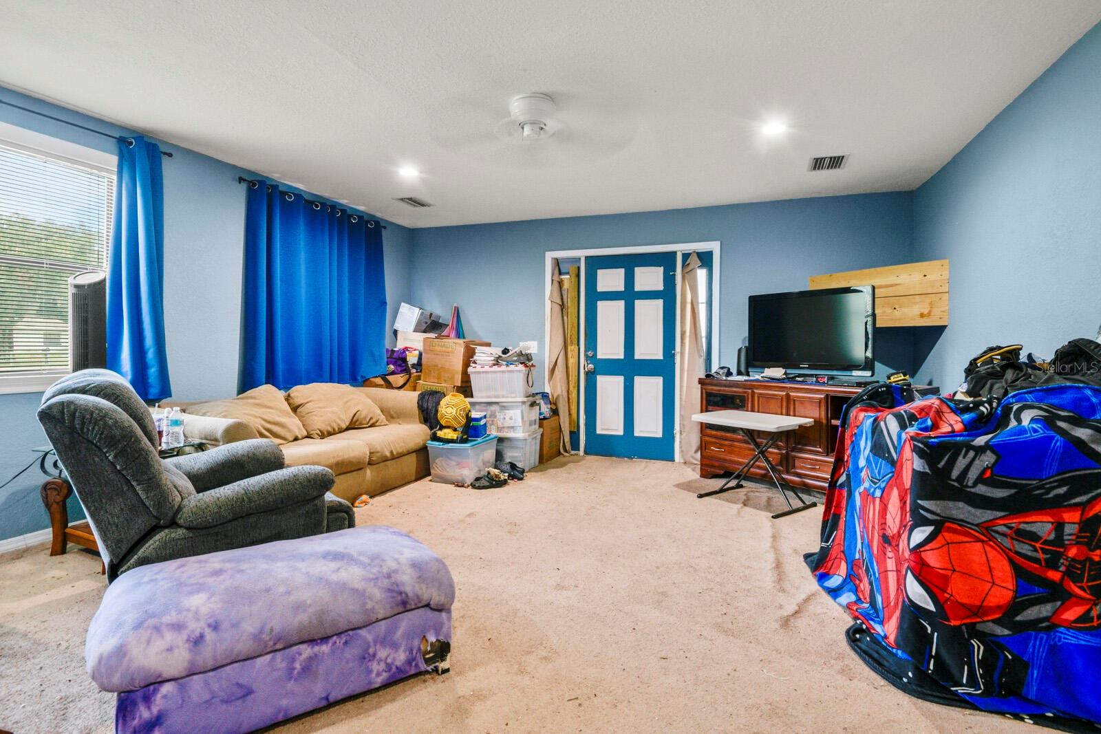 11735 MARJORY AVE — photo 6