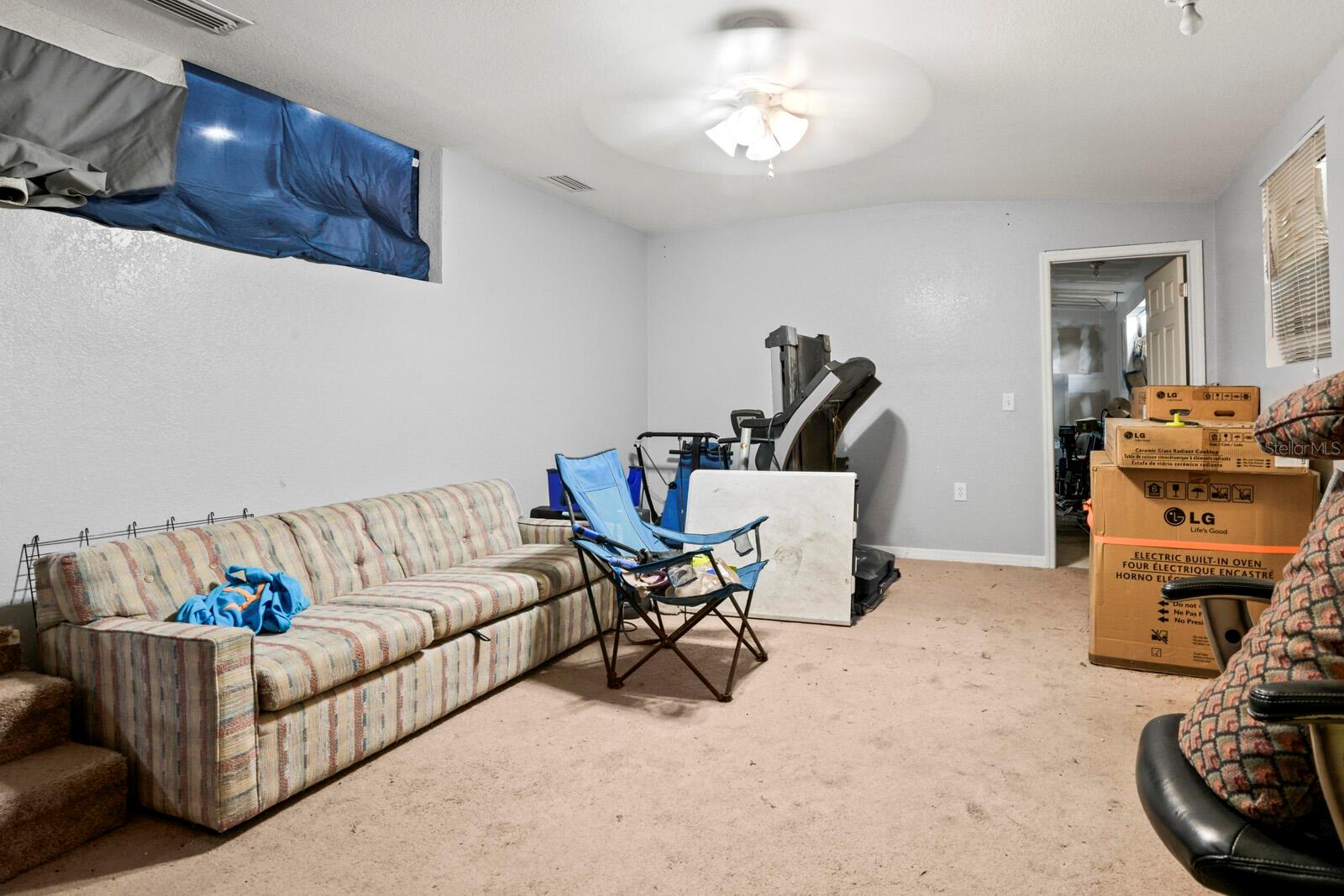 11735 MARJORY AVE — photo 28
